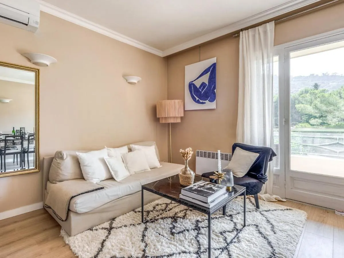 Apartment Le Val Riant By Interhome Cannes