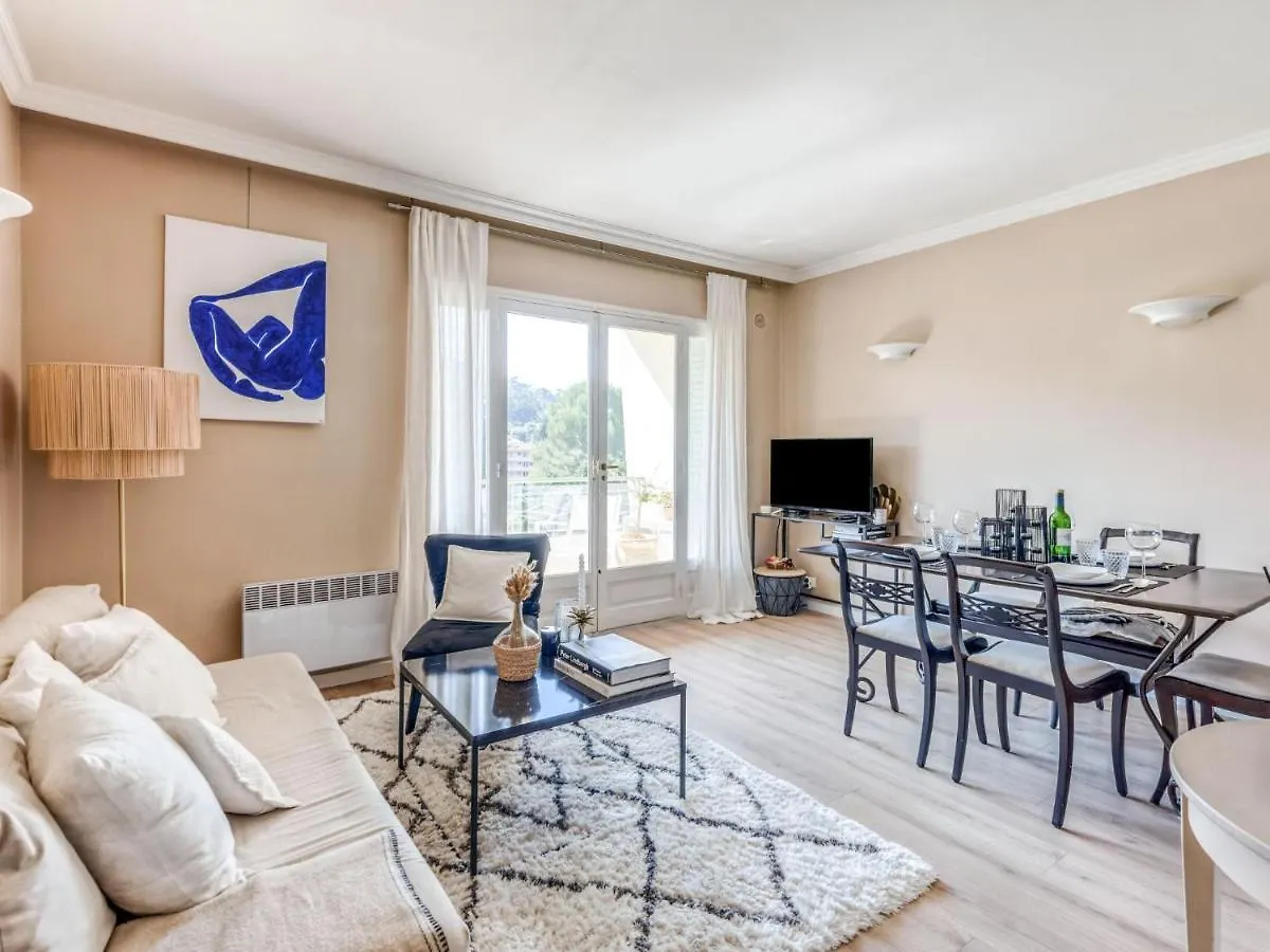 Apartment Le Val Riant By Interhome Cannes França